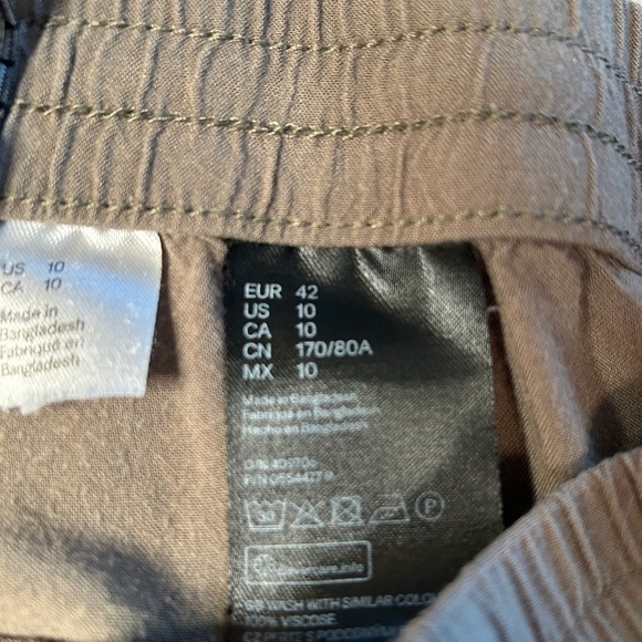 Divided H&M Jogger Pants Olive Army Green Pull On Elastic Waist Pockets size 10 - Picture 12 of 15